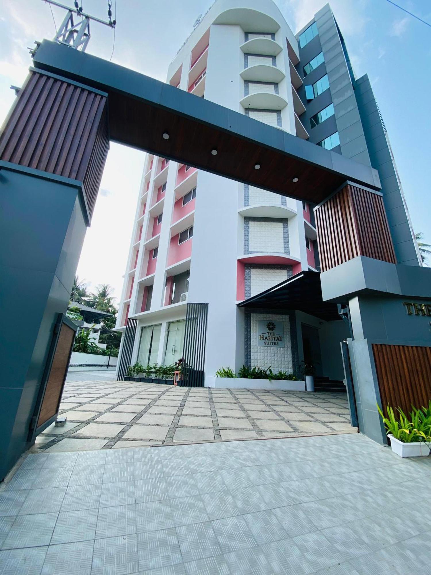 The Habitat Suites Guruvāyūr Exteriör bild