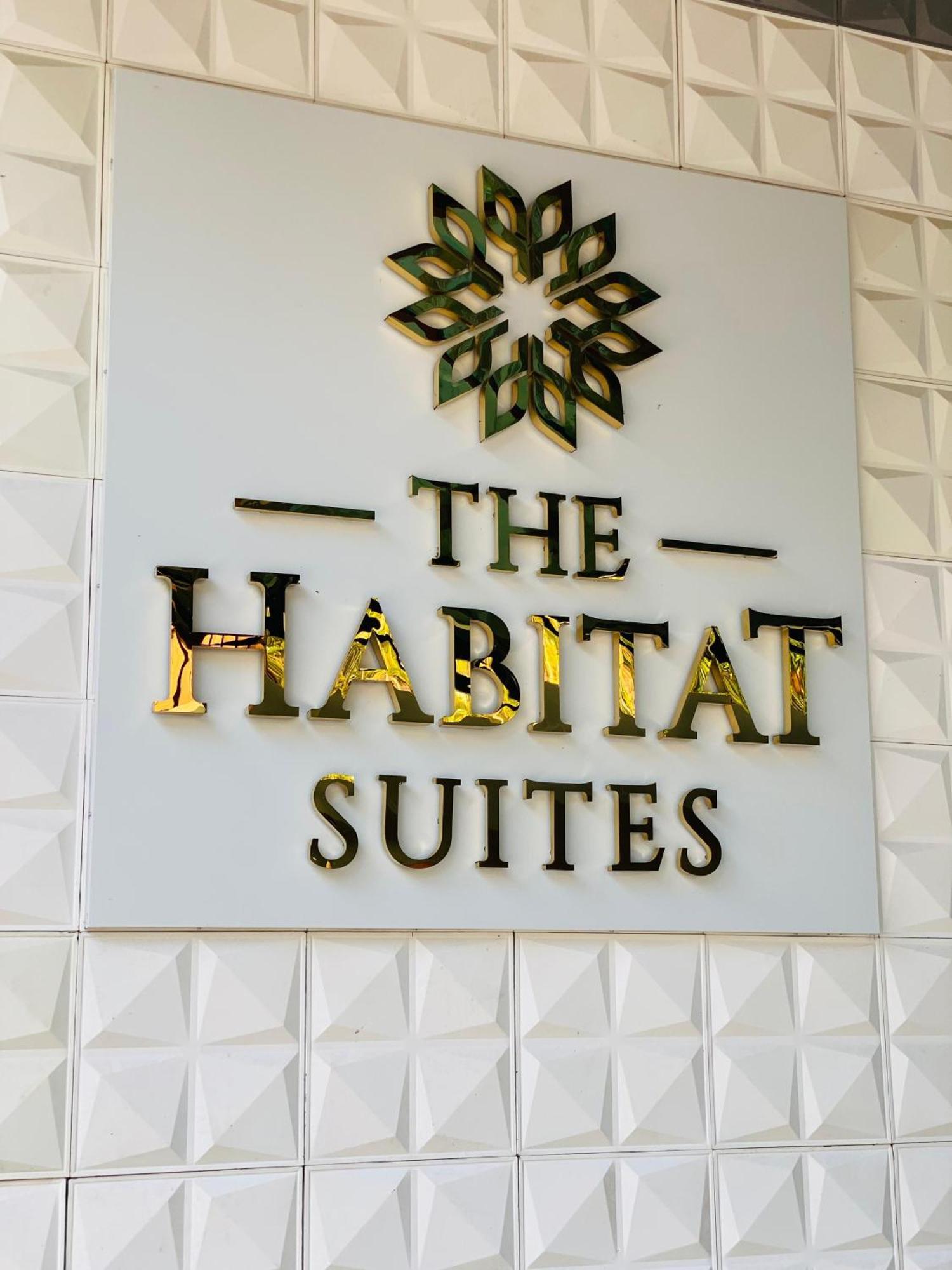 The Habitat Suites Guruvāyūr Exteriör bild