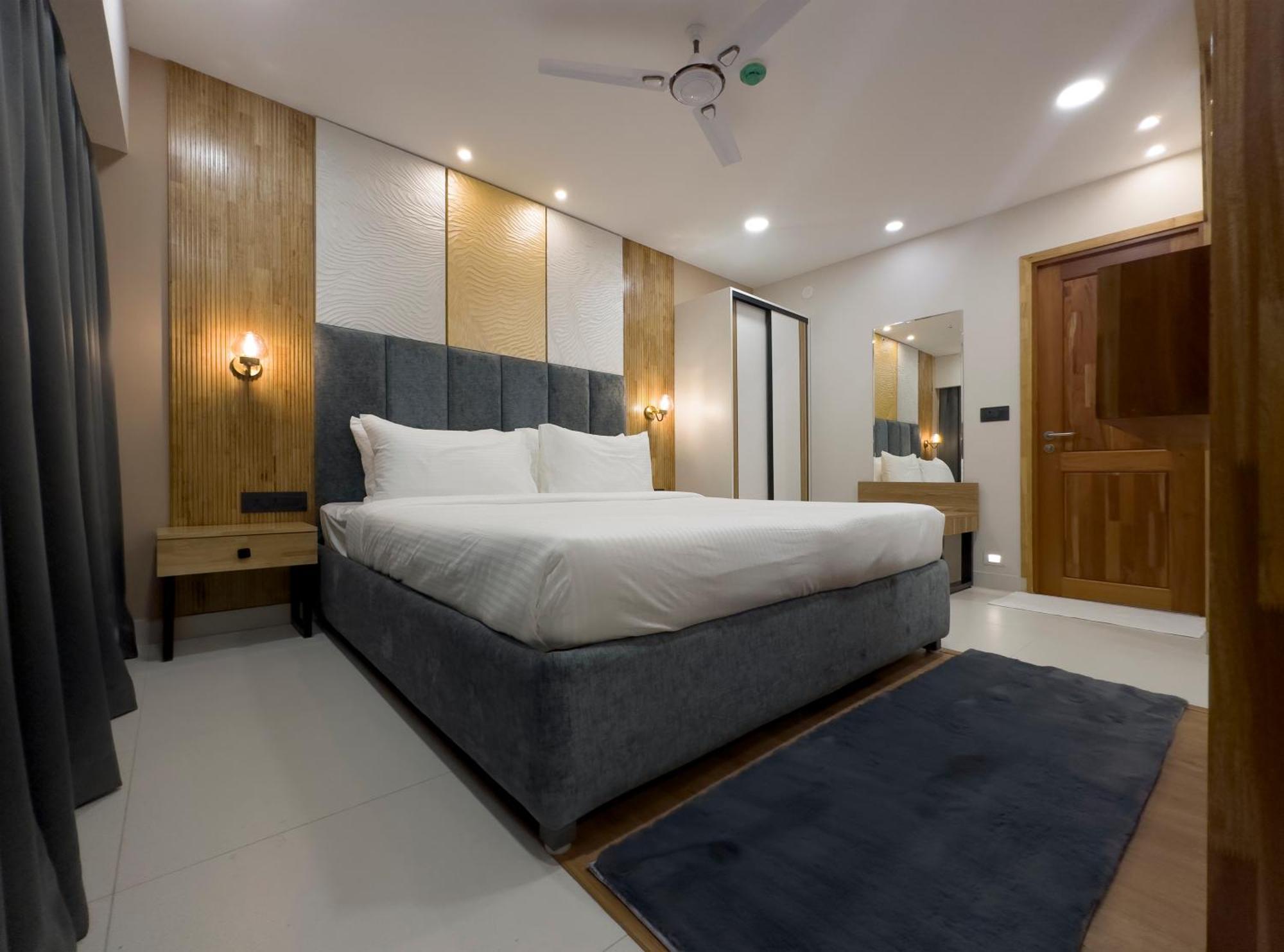 The Habitat Suites Guruvāyūr Exteriör bild