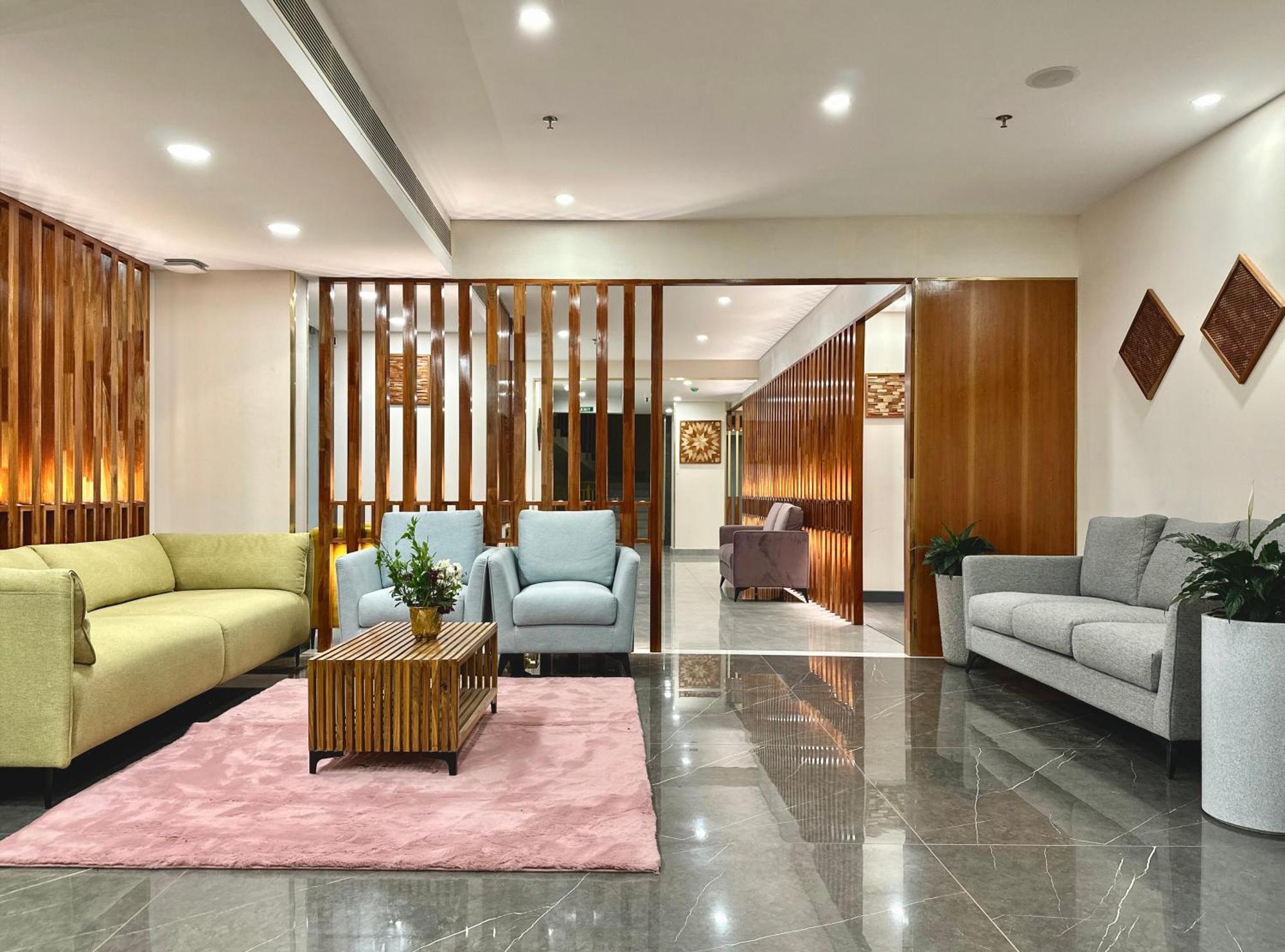 The Habitat Suites Guruvāyūr Exteriör bild