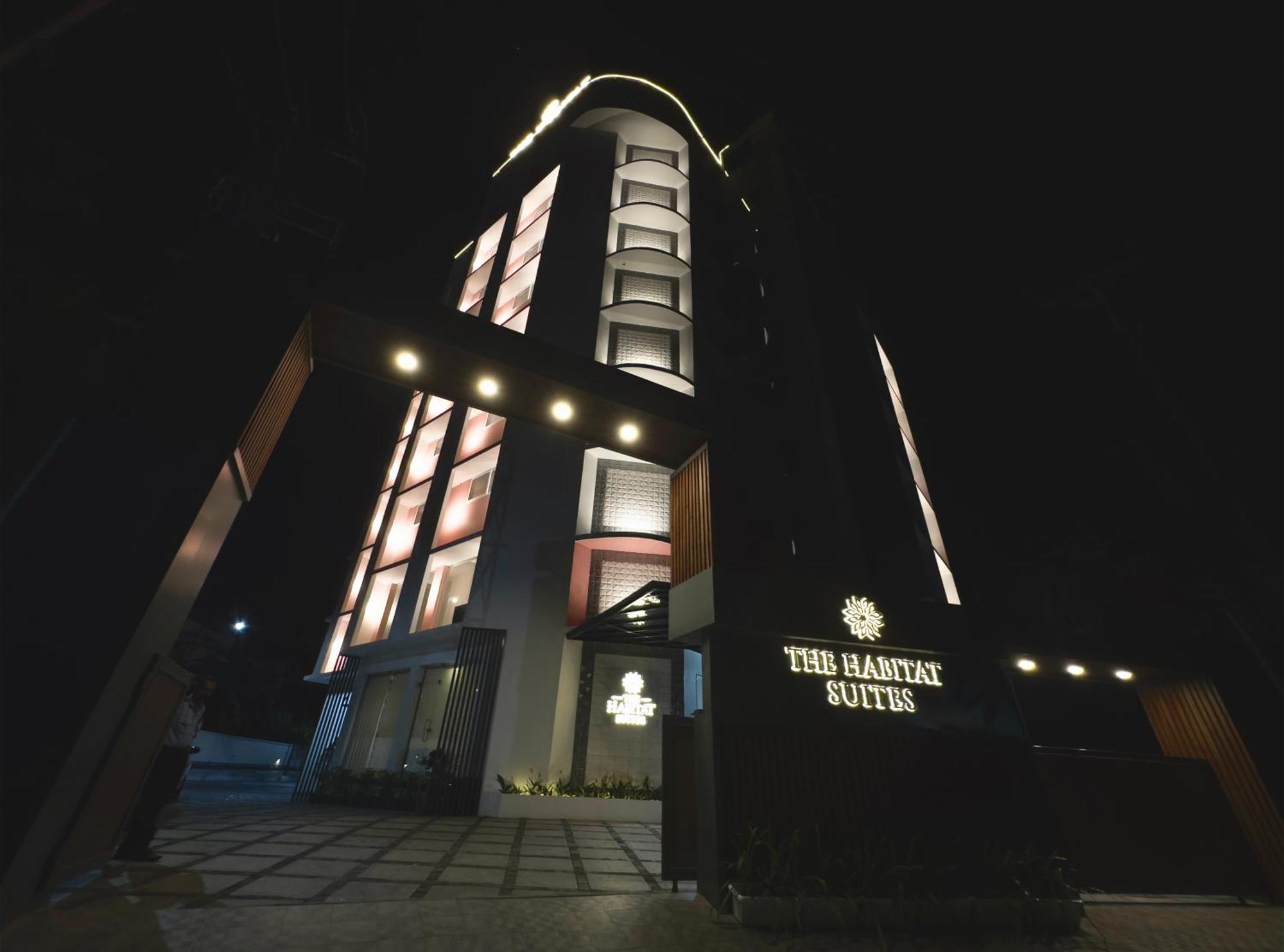 The Habitat Suites Guruvāyūr Exteriör bild