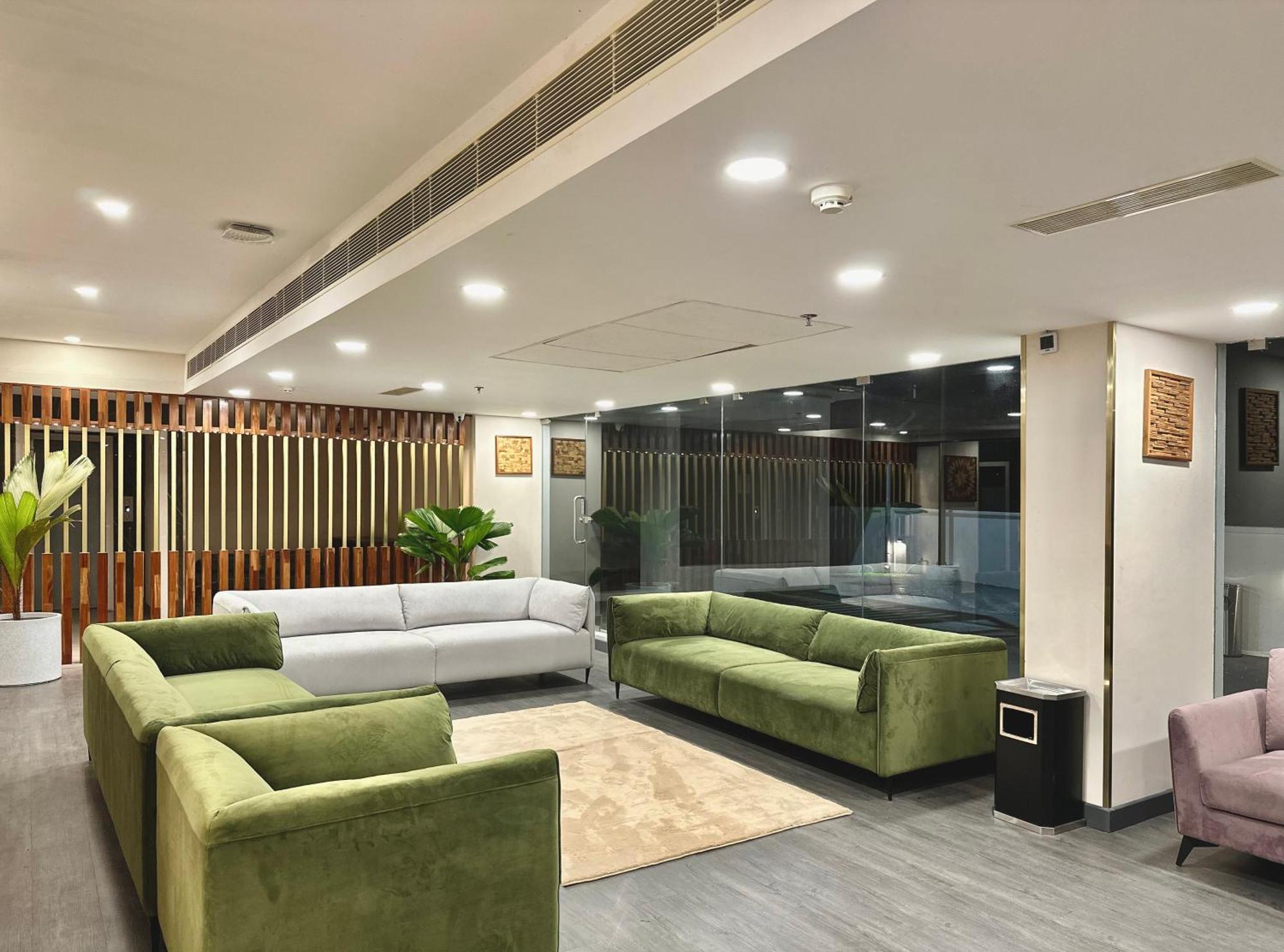 The Habitat Suites Guruvāyūr Exteriör bild