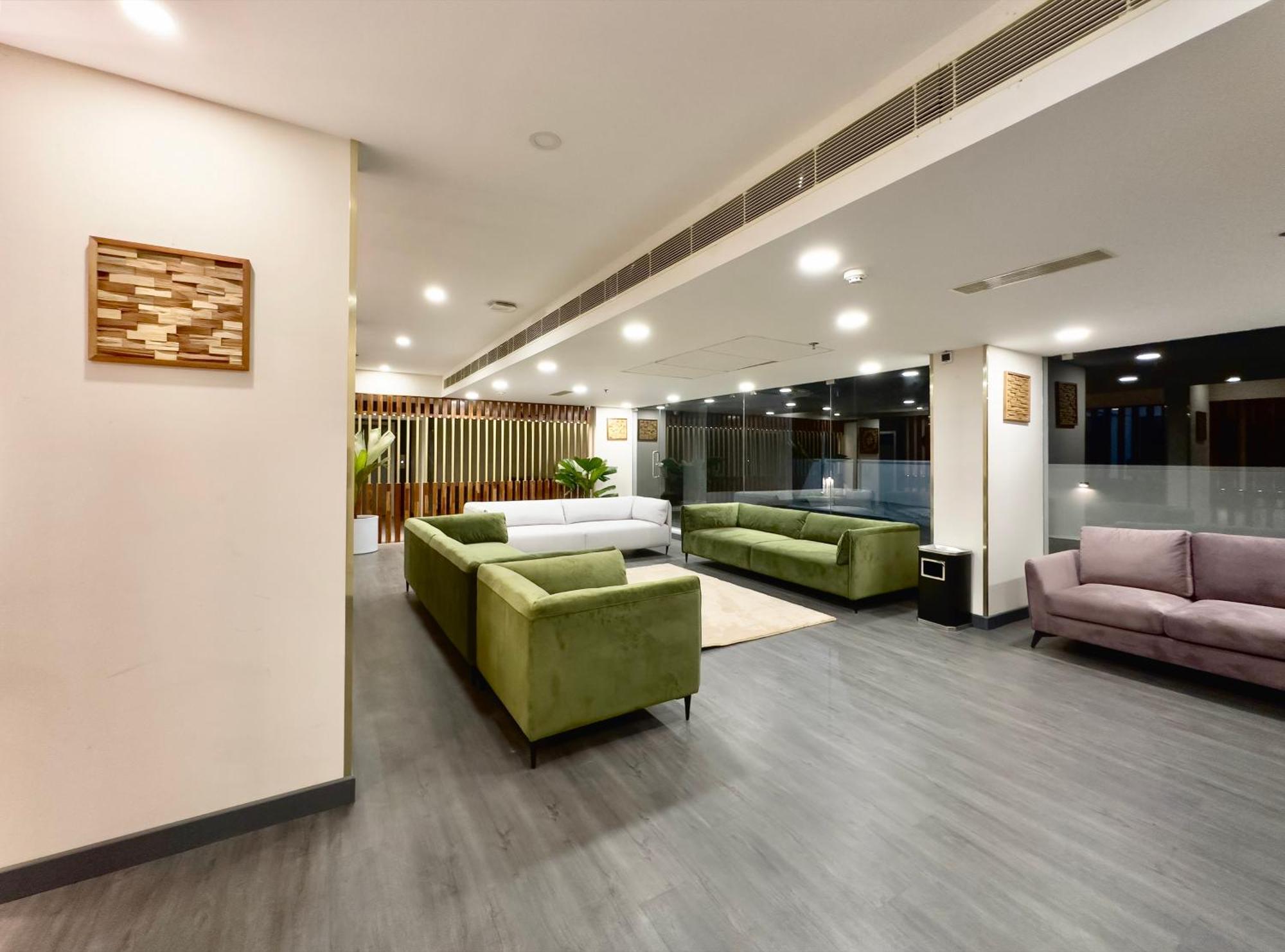 The Habitat Suites Guruvāyūr Exteriör bild